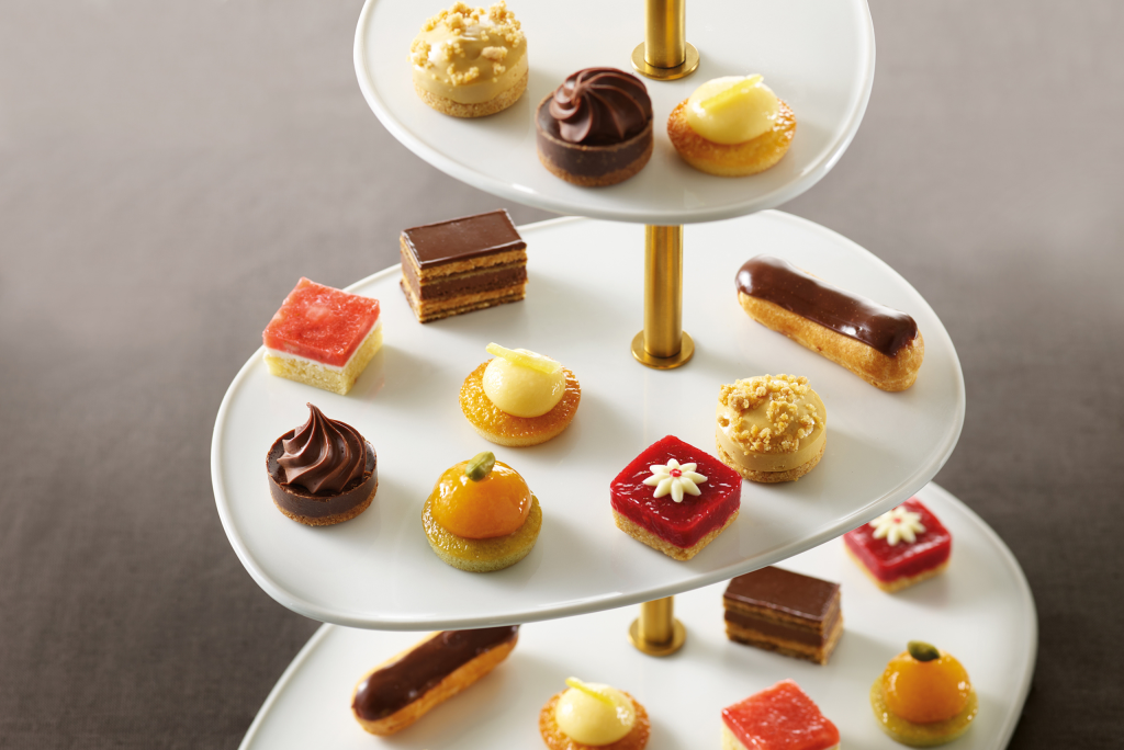 Petits Fours Tradition